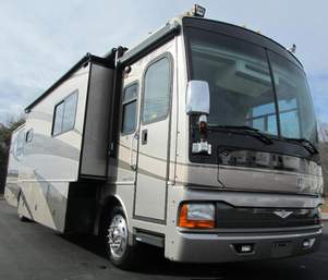  2005 Fleetwood Discovery 39S